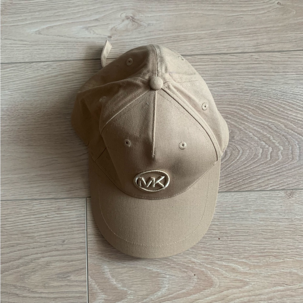 Michael Kors Beige Cap with Logo